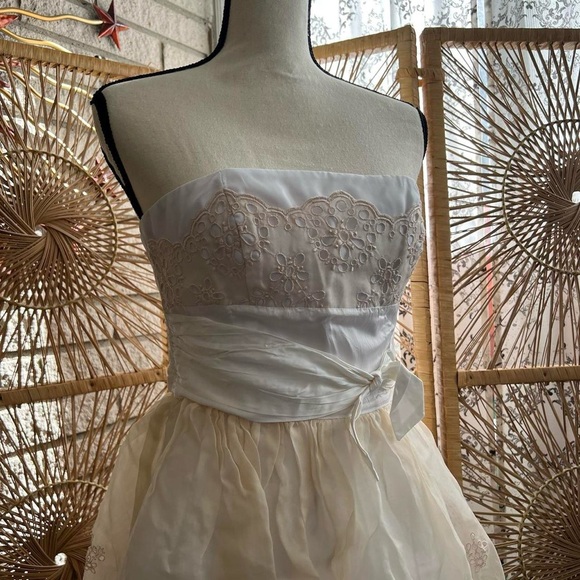 SOLD - Picture 2 of 7